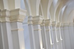 Detail of Columns outside Chambers of the Permanent Judges (Photograph Courtesy of Mr. Lau Chi Chuen)